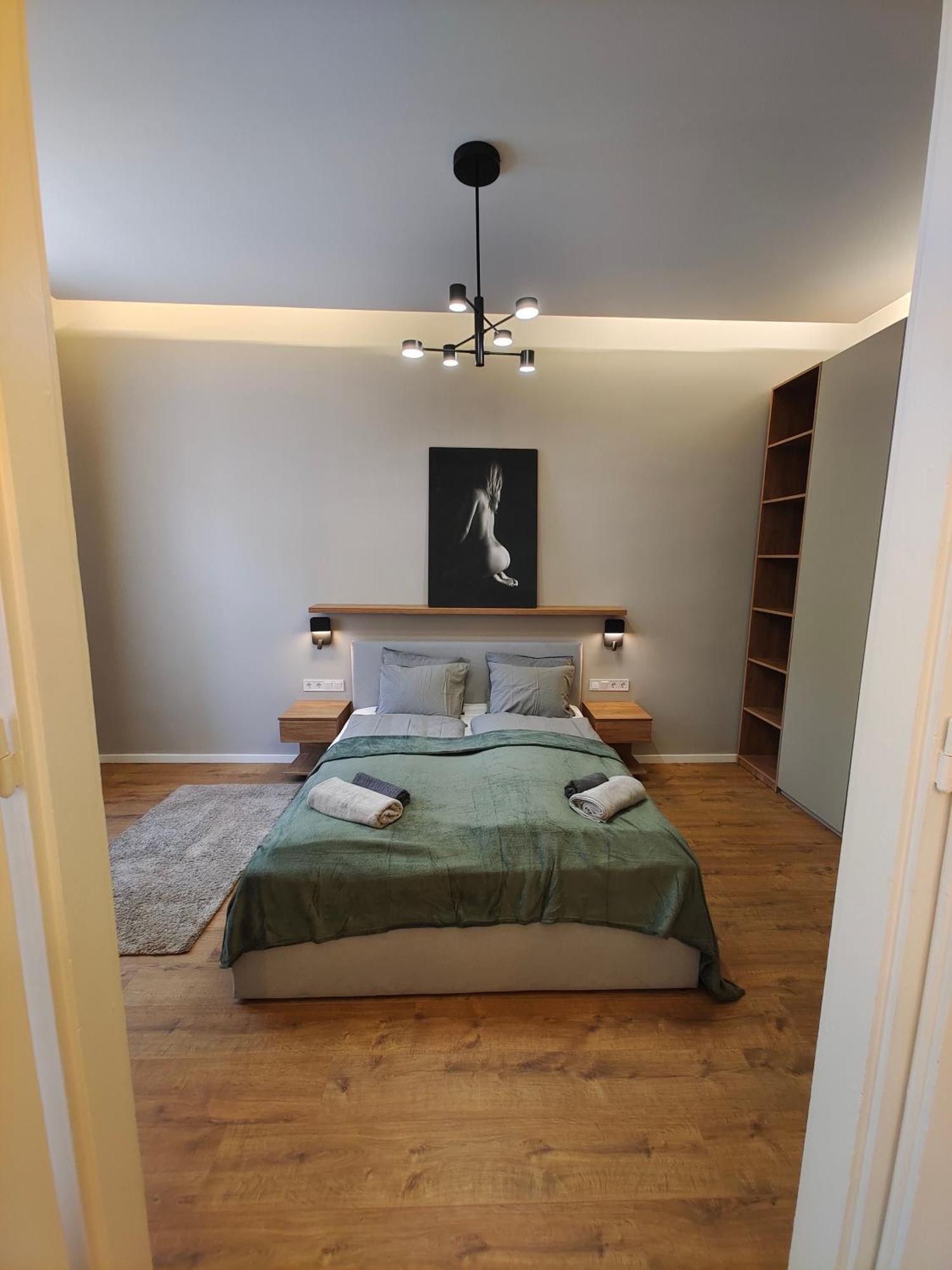 City Center 2, Cozy And Modern 2Br In The City Center Budapest Kültér fotó