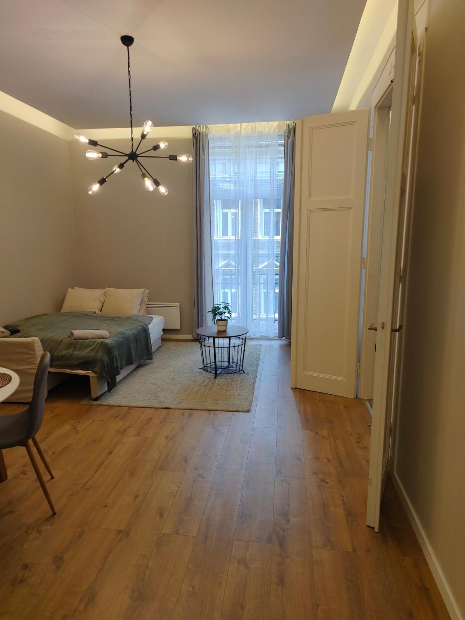 City Center 2, Cozy And Modern 2Br In The City Center Budapest Kültér fotó
