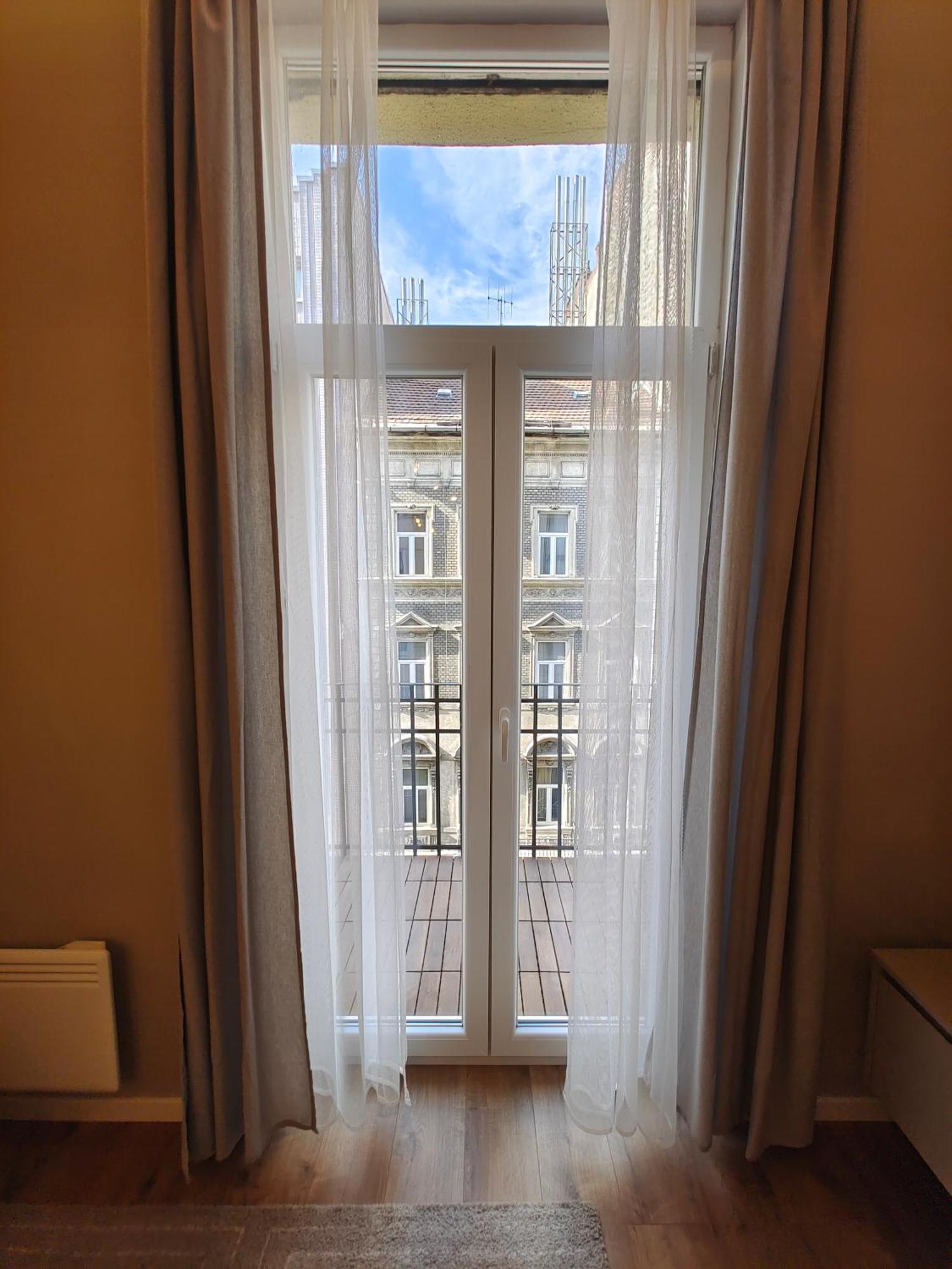 City Center 2, Cozy And Modern 2Br In The City Center Budapest Kültér fotó